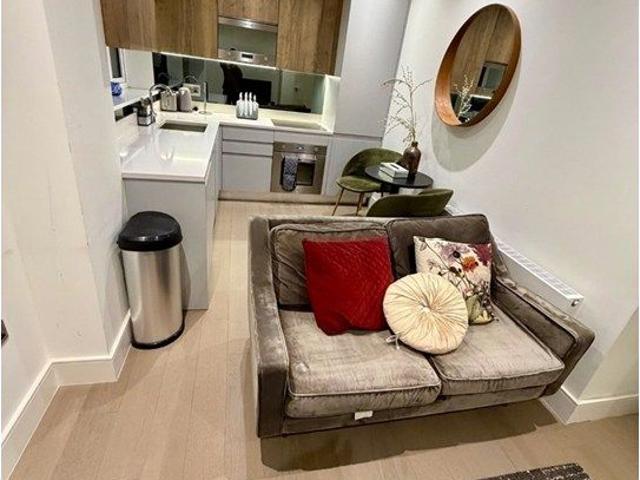 Apartment for rent in Mile End, Greater London