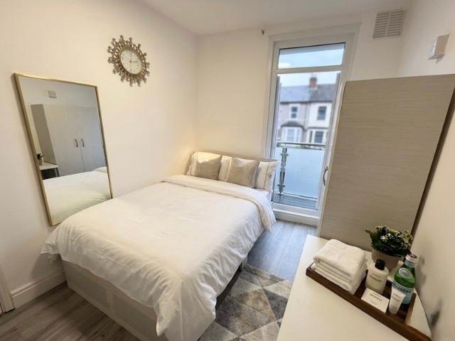 Apartment for rent in Mile End, Greater London