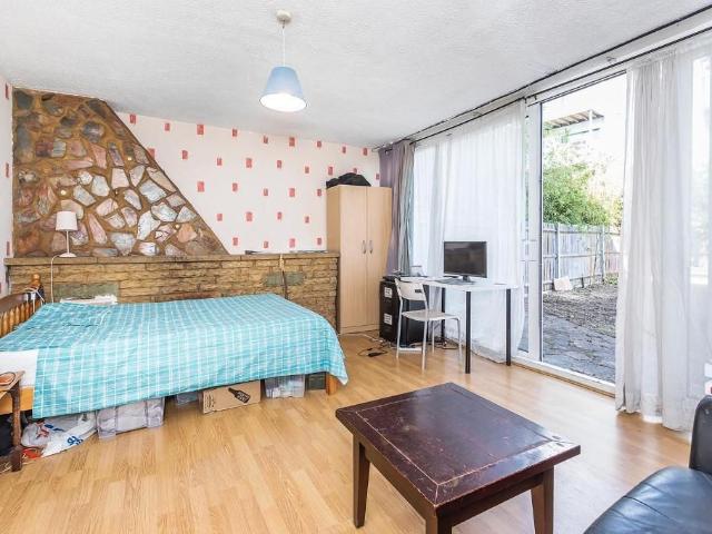 House for rent in Mile End, Greater London