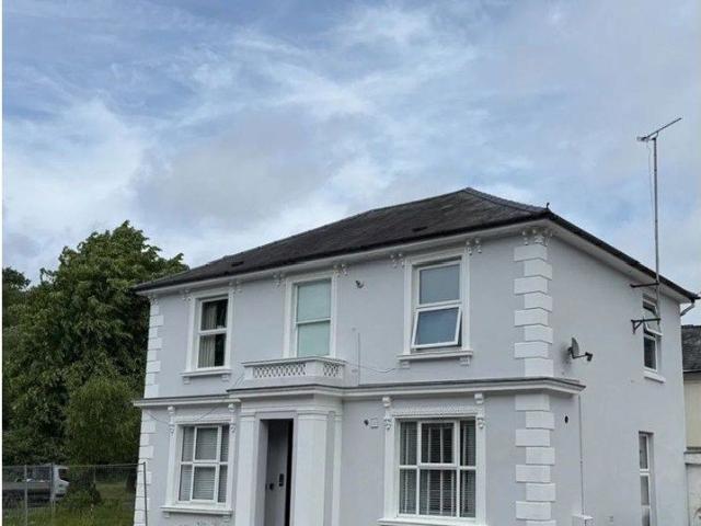 Apartment for rent in Broadwater Down, Sandown Park