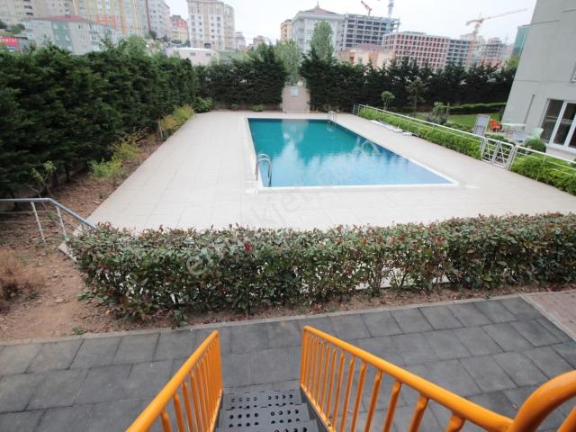 Ümraniye, İstanbul içerisinde kiralık mülk