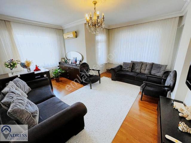 Ümraniye, İstanbul içerisinde satılık mülk