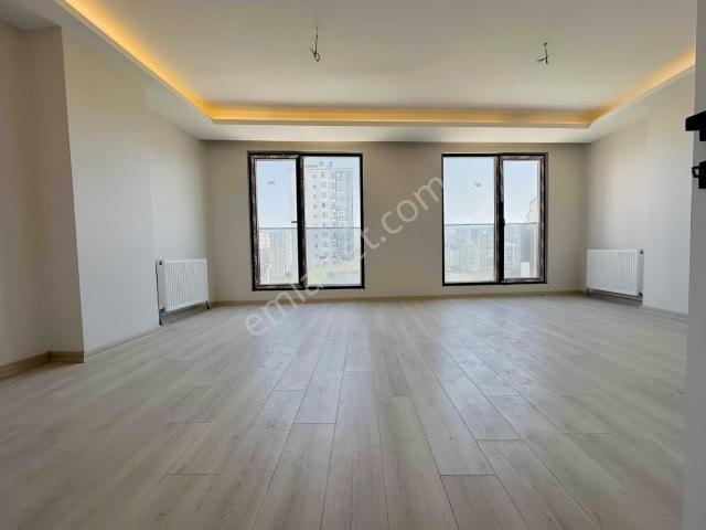 Ümraniye, İstanbul içerisinde satılık mülk
