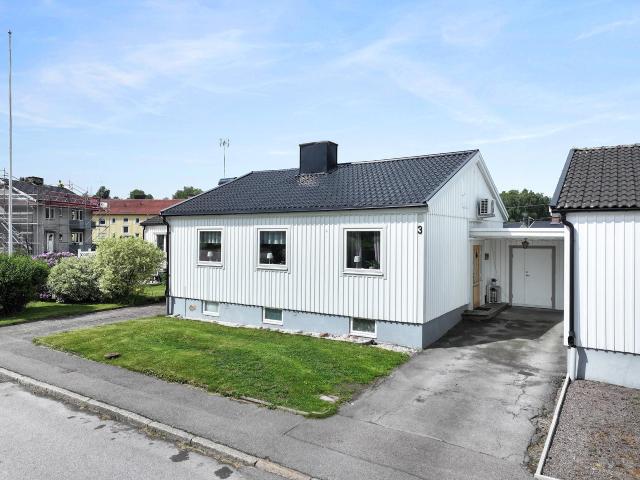 Villa till salu i Åmål, Västra Götaland