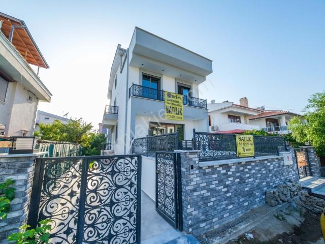 Edremit, Balikesir içerisinde satılık Villa