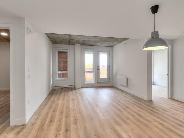Apartment for rent in St. Leonard's, Quebec