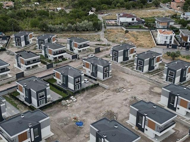 Erkilet, Kocasinan içerisinde satılık Villa
