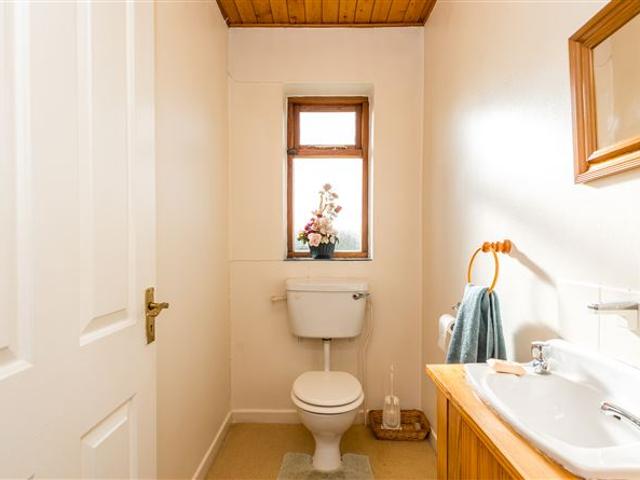 Detached House for sale in Malahide, North Tipperary