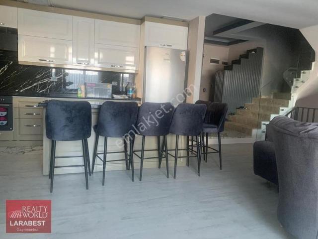Kemerağzı Mahallesi, Aksu içerisinde kiralık Villa