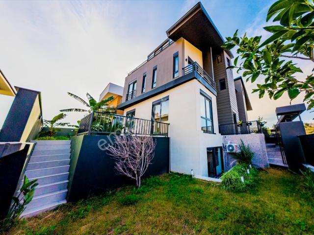 Ermenek Mahallesi, Muratpaşa içerisinde kiralık Villa