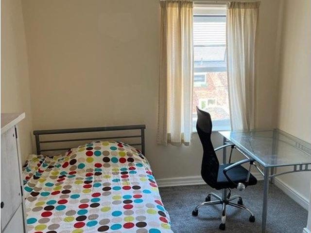 Room for rent in Newton, Chester