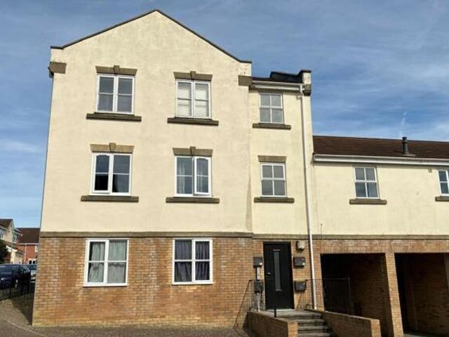House for sale in Yeovil, Somerset