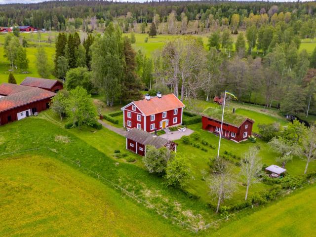 Gård till salu i Lindesberg, Örebro
