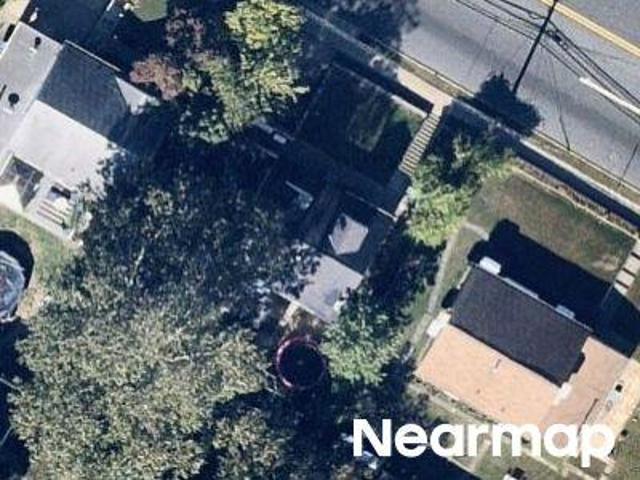 House for sale in Sayreville, New Jersey