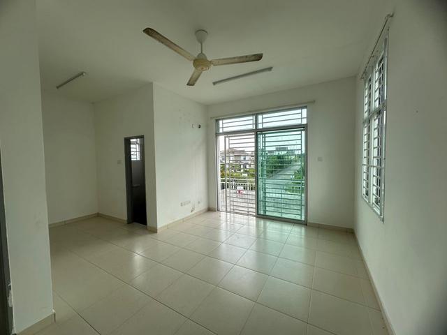 Bungalow for rent in Kulai, Johor