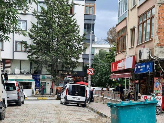 Siyavuşpaşa Mahallesi, Bahçelievler içerisinde satılık Dükkan
