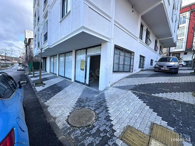 Arnavutköy, İstanbul içerisinde satılık Dükkan