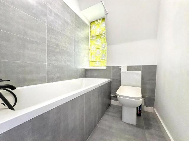 Apartment for rent in Putney, Greater London