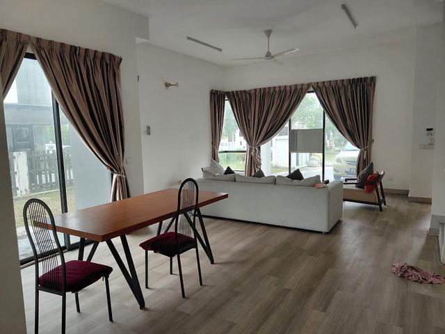 House for rent in Kajang, Langat