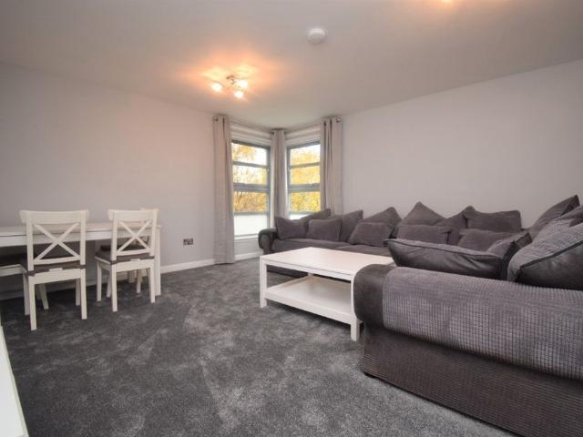 Apartment for rent in Hutchesontown, Gorbals