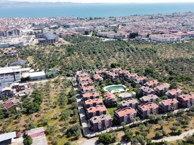 Edremit, Balikesir içerisinde satılık Villa
