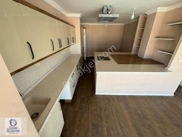 Burhaniye, Balikesir içerisinde satılık mülk
