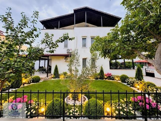 Akçay, Edremit içerisinde satılık Villa