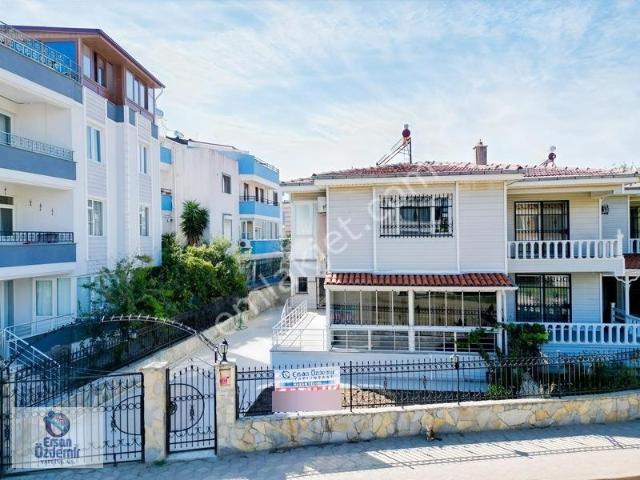 Akçay, Edremit içerisinde satılık Villa