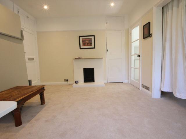 Studio for rent in Temple Fortune, Greater London
