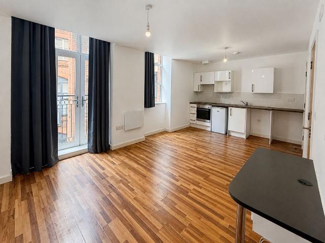 Studio for rent in St Matthew's, Old Wharf