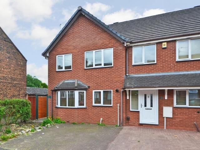 Apartment for rent in Longton, Stoke-on-Trent