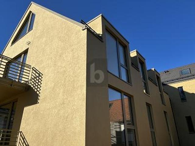 Wohnung kaufen in Haubenschloß, Bayern