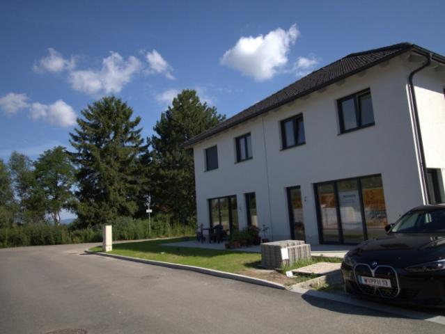 Doppelhaushälfte kaufen in Sollenau, Niederösterreich