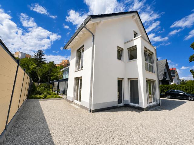Haus kaufen in Oberschleißheim, Bayern
