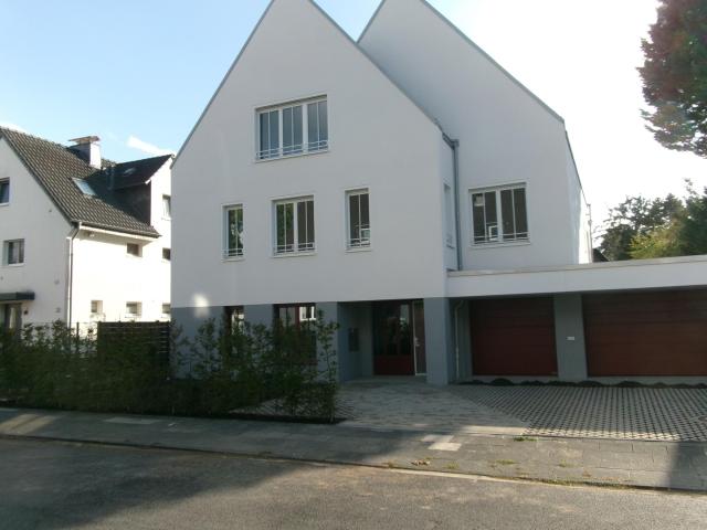 Dachgeschosswohnung mieten in Kalk, Köln