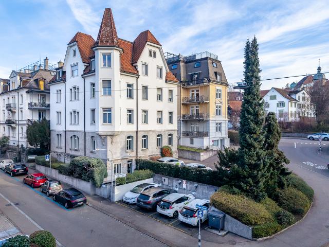 Büro mieten in Einigen, Zürich