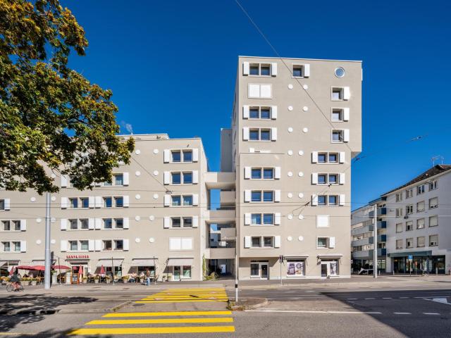 Apartment mieten in Einigen, Zürich