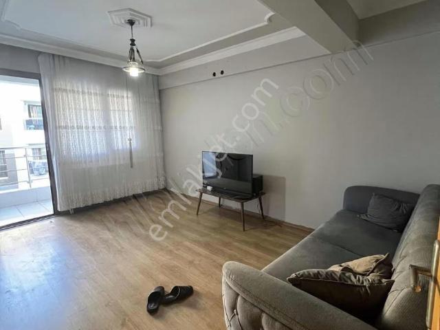Karabağlar, İzmir içerisinde kiralık mülk