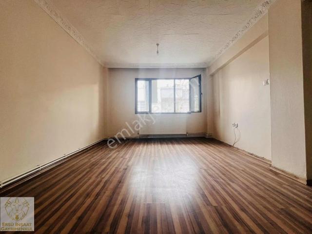 Karabağlar, İzmir içerisinde kiralık mülk