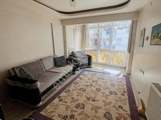 Karabağlar, İzmir içerisinde kiralık mülk