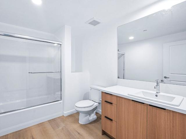 Apartment for rent in Tarzana Neighborhood Council District, Canoga Park