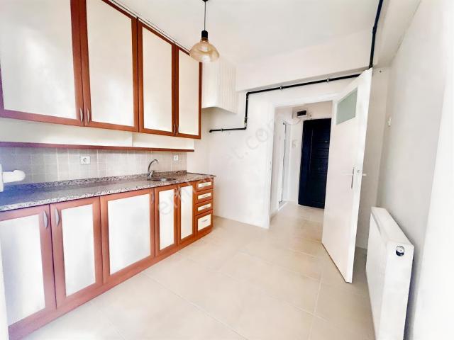 Erzene Mahallesi, Bornova içerisinde satılık mülk
