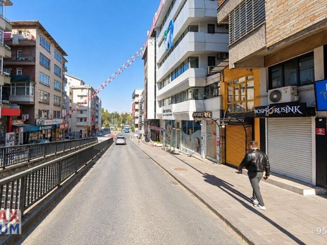 Ankara, Çankaya içerisinde satılık Dükkan