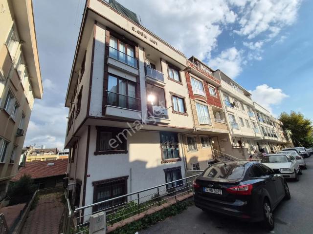 Ataşehir, İstanbul içerisinde kiralık mülk