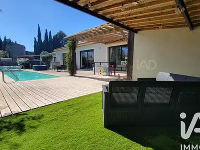 Maison vente à Narbonne, Escales