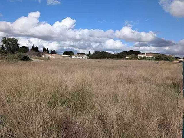 Terrain vente à Narbonne, Escales