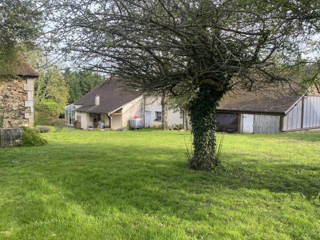 Château vente à Auxerre, Escamps