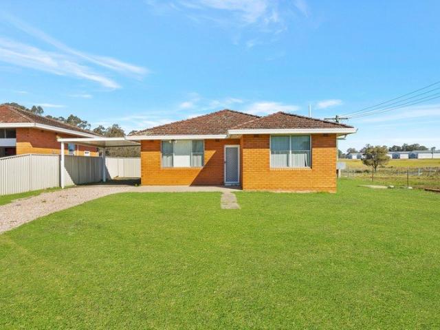 House for rent in Wallacia, Sydney