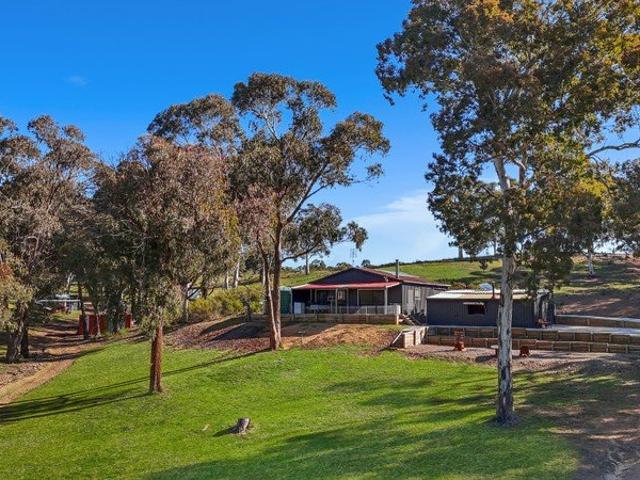 Cottage for sale in Hargraves, New South Wales