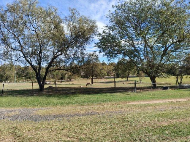 Cottage for sale in Plainland, Queensland